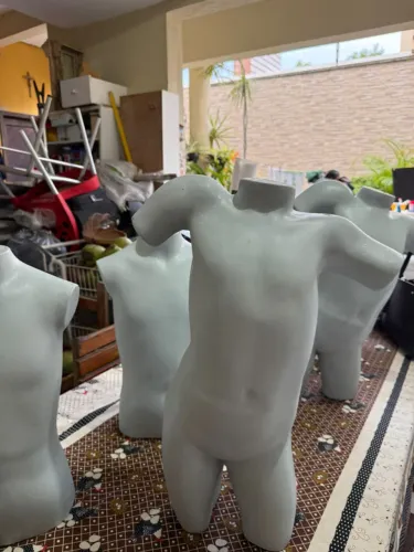 4 Manequins Pequenos