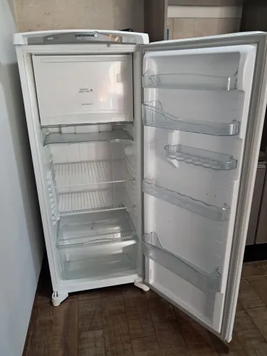 Geladeira Consul