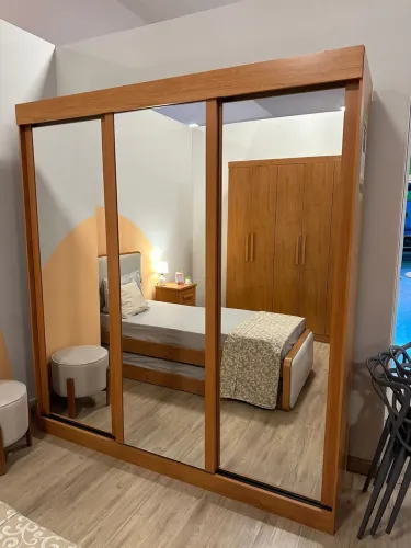 Guarda Roupa Saion LOPAS, 03 Portas deslizantes e 03 Gavetas - Entrega Imediata;