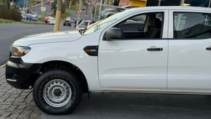 Ford Ranger XLT 3.2 20V 4X4 CD Diesel Aut. 2023