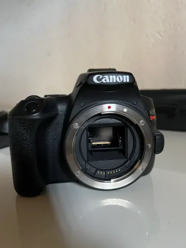 Canon Sl3 - Câmera DSLR (Somente o corpo)