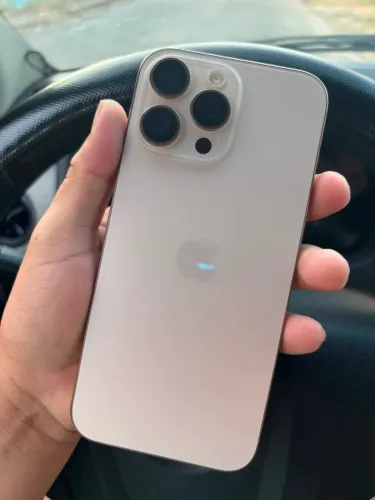 VENDO OU TROCO iphone 16 pro max 256 bateria 92% aparelho todo original de fábrica