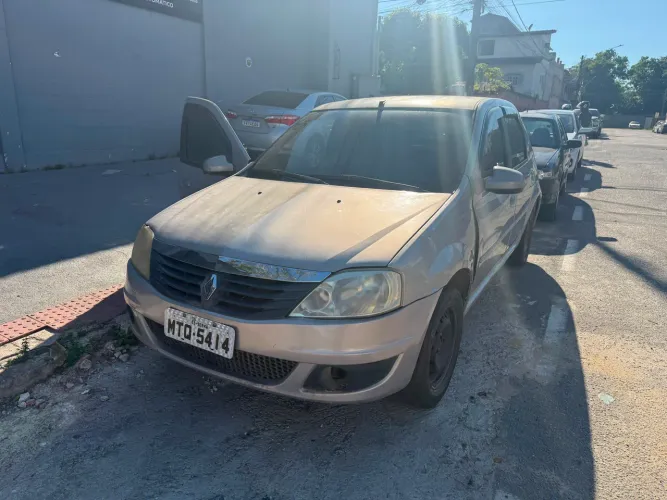 Renault Logan Expression Hi-flex 1.6 8V 4P 2011