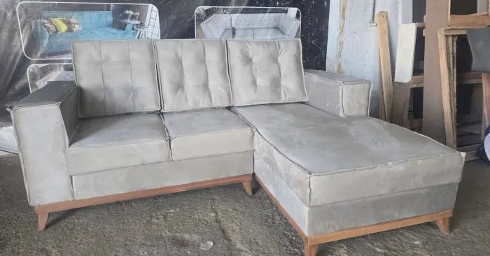 Sofá luxo 3 lugares da fábrica pronta entrega