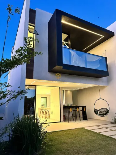 Casa à venda em Rua Privativa no bairro Timbu. Eusébio-Ce