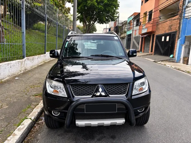 Mitsubishi Pajero TR4 2.0/ 2.0 Flex 16V 4X4 Aut. 2015