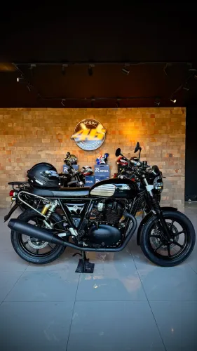 Royal Enfield Interceptor 650 Custom