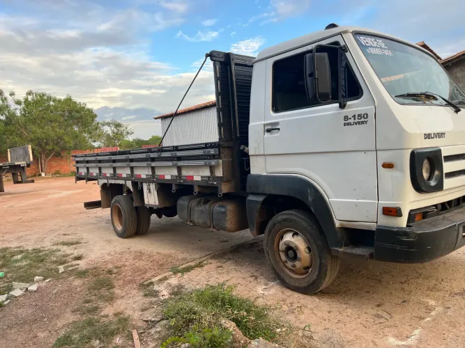 Volkswagen 8150 delivery