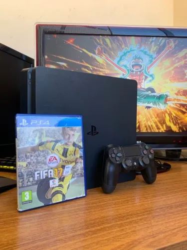 PlayStation 4 Slim 500GB - Perfeito Funcionamento