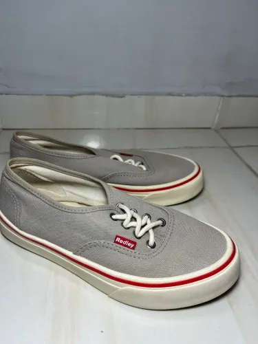 Tênis original REDLEY | Usado | tamanho 39