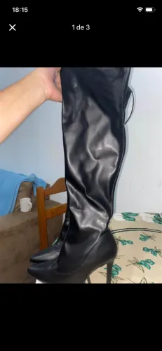 Bota preta cano alto
