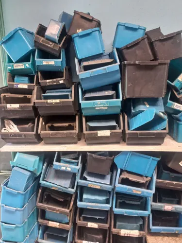 Caixa de plastico diversos tamanhos