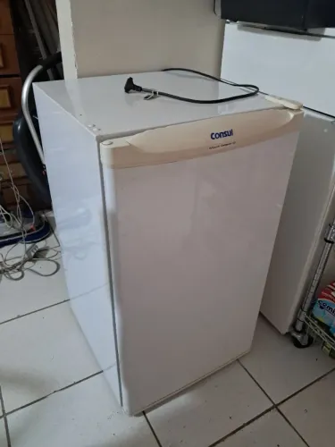 Frigobar Consul Compacto 120L