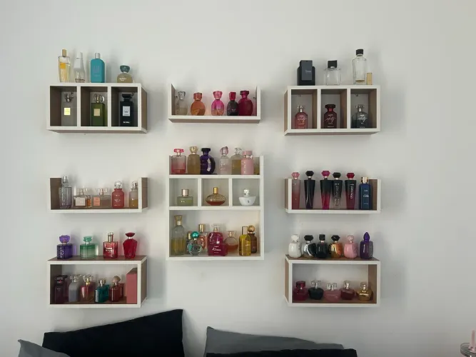 Suporte para perfumaria ou objetos de coleção