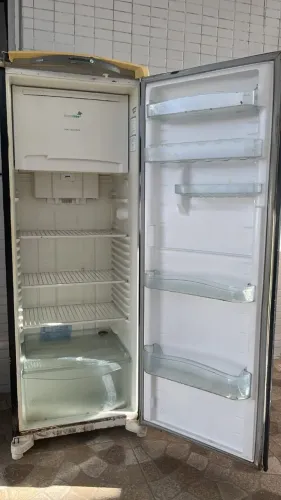 Geladeira Consul