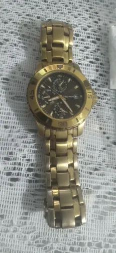 Relogio technos super top muito conservado impecável 