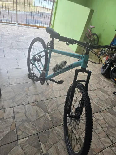 Vendo Uma Bicicleta
