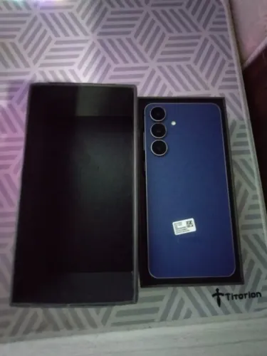 Galaxy S25 FE 128GB 2 Meses Uso NF + Carregador 25W Original