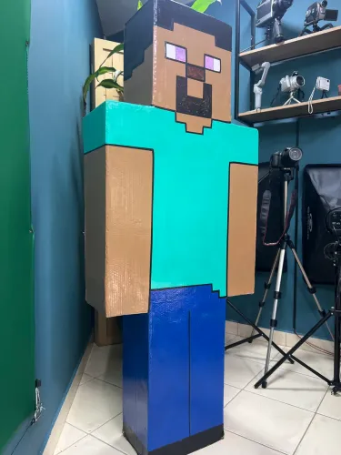 Boneco Gigante Estilo Minecraft (Steve) para Festa ou Decoração