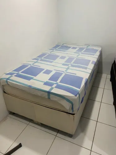Vendo cama solteirão