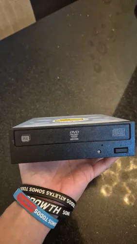 DVD e CD Gravadora e Leitora da LG para Computador com Conexão SATA