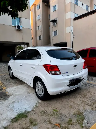 Chevrolet Onix JOY Hatch 1.0 8V Flex Mec. 4P 2018