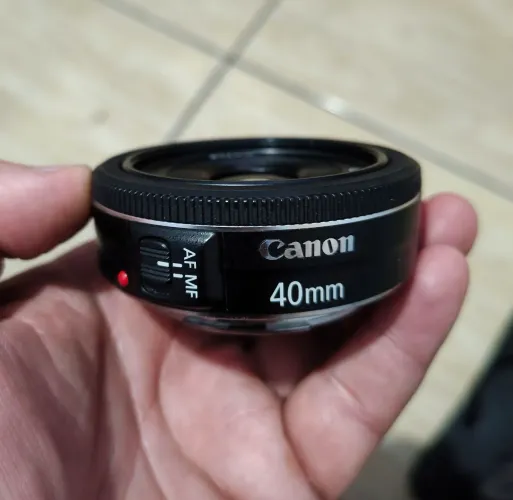 Lente Canon 40mm 2.8 STM EF
