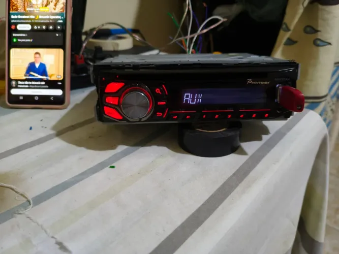 Radio pioneer deh 1650ub com Bluetooth 