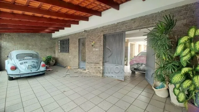 CASA 2 QUARTOS VILA ASSIS