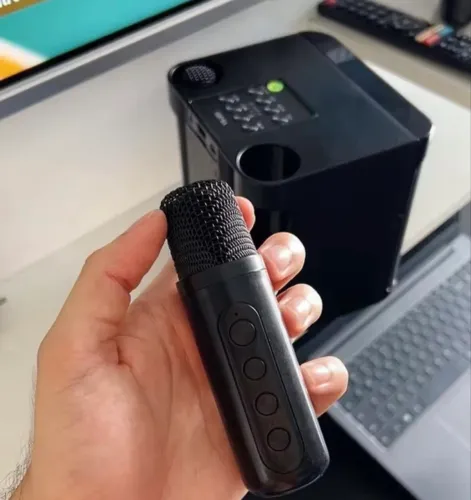 Caixa de som com bluetooth e karaokê 