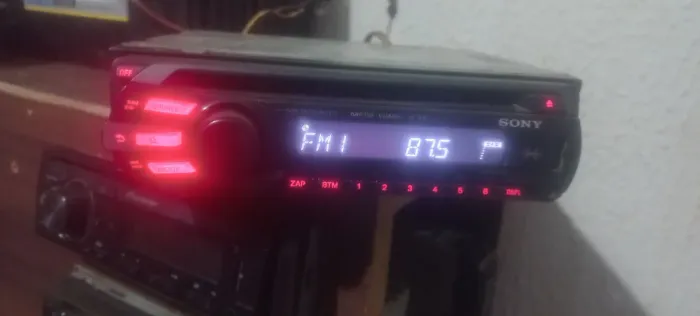 Toca cd Sony com usb ipod rádio mp3 saída rca 