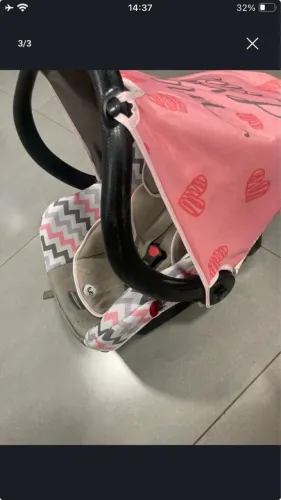 Bebê conforto com suporte pra carro