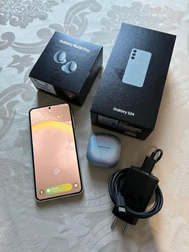 Samsung S24 + Buds PRO