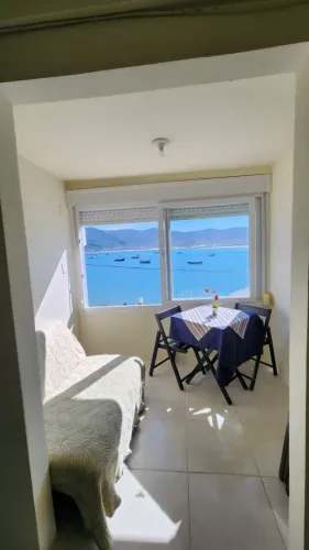 Apartamento de 1 dormitório no bairro Pantano do Sul