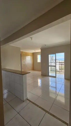 Alugo apartamento planejado, com vaga coberta e condomínio completo próximo ao centro