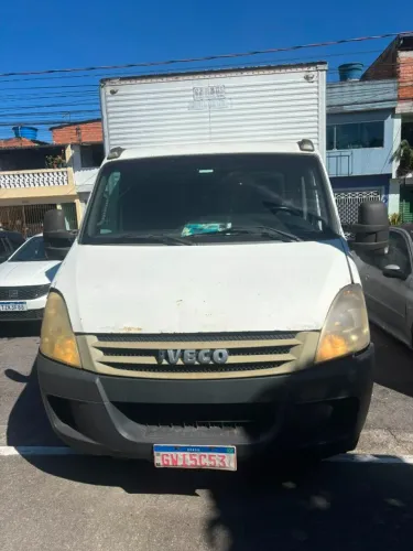 IVECO DAILY 55C16 CS 2011 ? BAÚ DE ALUMÍNIO ? PRONTA PARA TRABALHAR