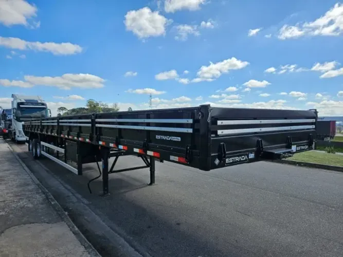 Carreta Carga Seca Estrada Ano 2026 0km Pronta Entrega 15.50 mts chapa xadrez SEM PNEUS