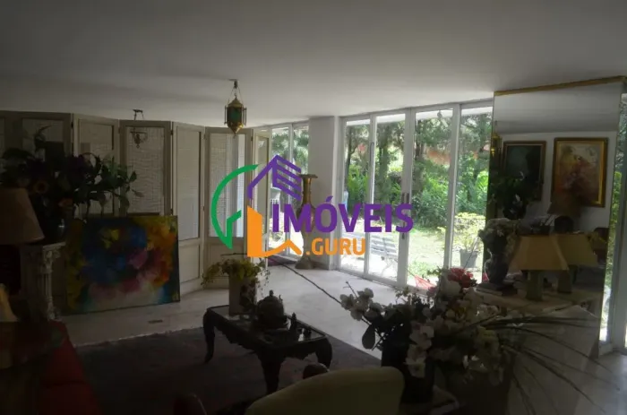 CASA ASSOBRADADA - CIDADE JARDIM - SP