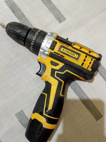 Vendo com urgência 100