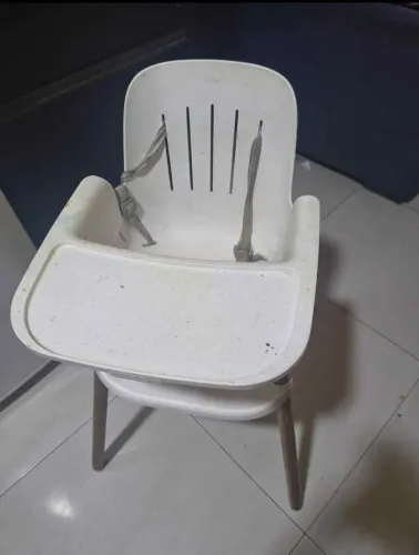 Cadeira de alimentação 