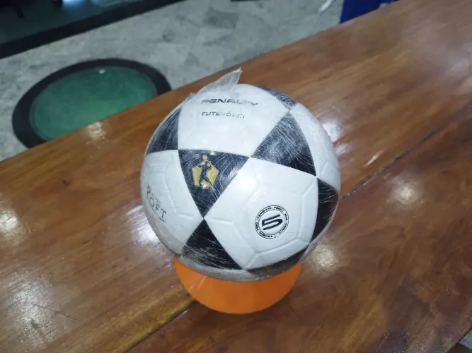 BOLA FUTEVÔLEI