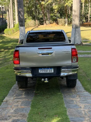 Toyota Hilux CD SRX 4X4 2.8 TDI 16V Diesel Aut. 2017