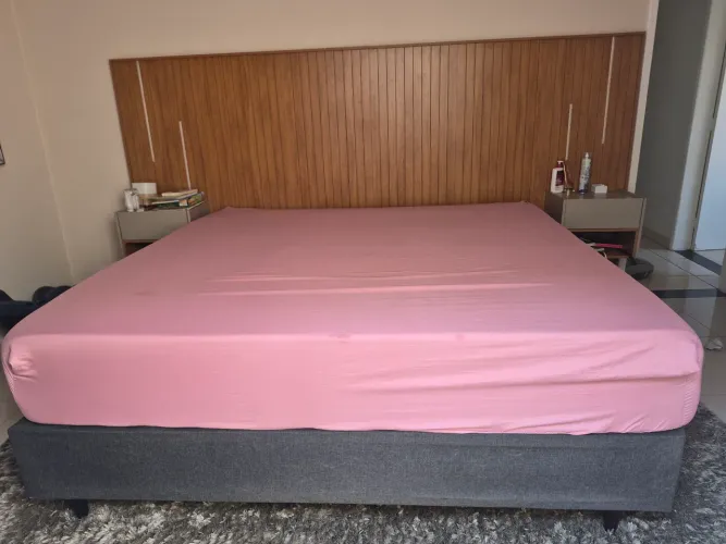 Cama King Emma colchão premium hybrid