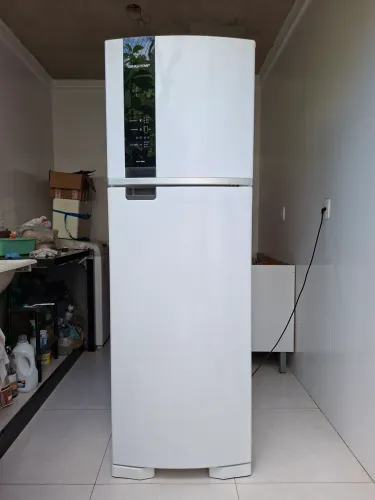 Vendo geladeira Brastemp BRM54 de 400 L