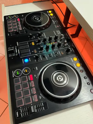 Controladora Pioneer DDJ-400 + Bag
