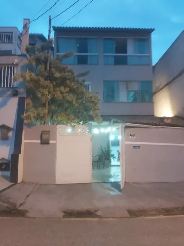 Casa Triplex na Glória com 3 quartos com 2 suítes para venda .