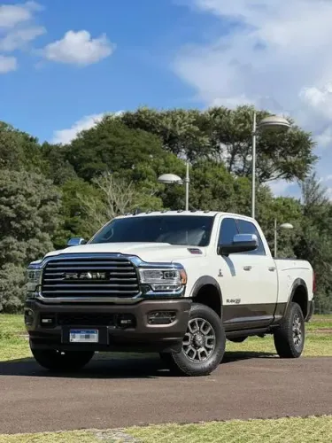 Ram 3500 Limited Longhorn 6.7 TB CD Diesel 2022
