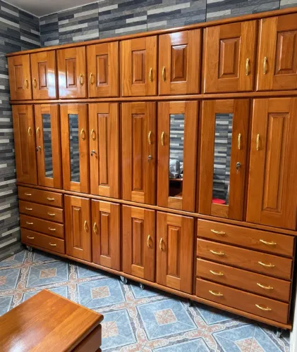 FABRICO GUARDA ROUPA DE 8 PORTAS TODO DE MADEIRA