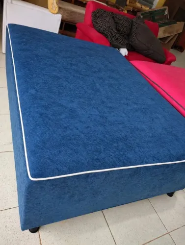 Cama box casal nova de espuma bem macia