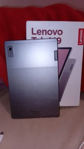 Tablet Lenovo M9